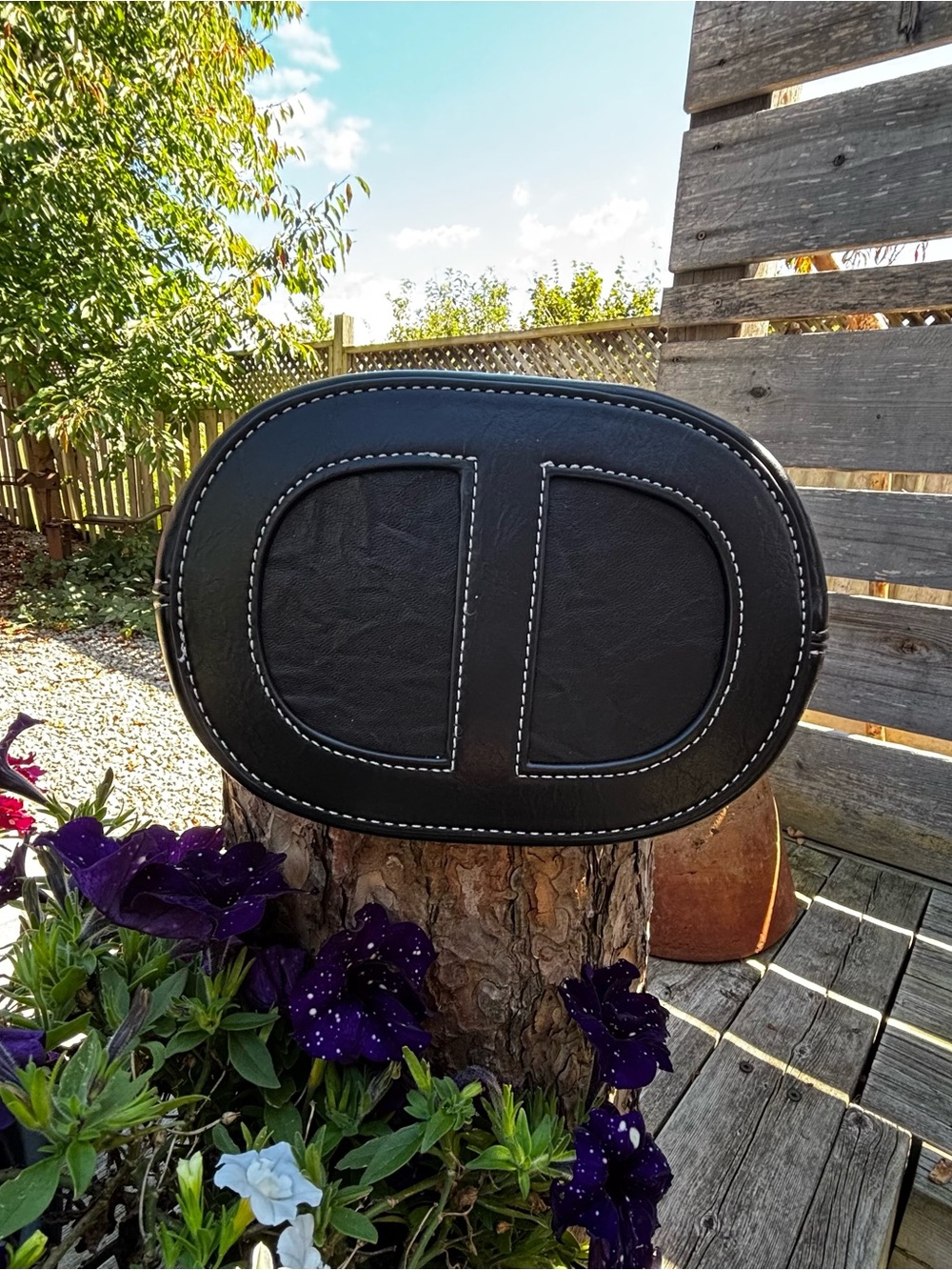 Black Vegan Leather Tote Bag with Contrast Stitching - Picture 5 of 9